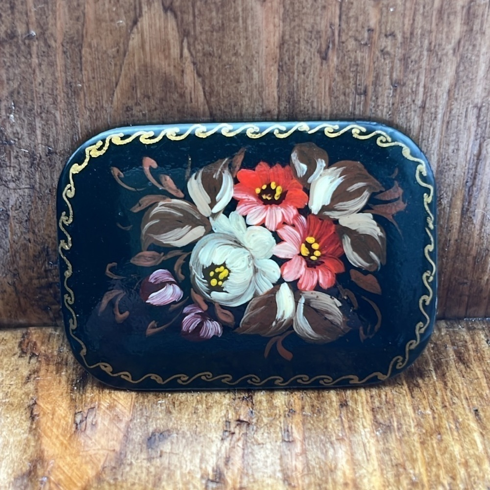 Beautiful vintage hand painted brooch pin lacquer like finish boho folk artsy